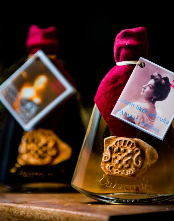 rozolin-liquer-terra-croatica-dubrovnik-souvenir shop (1)